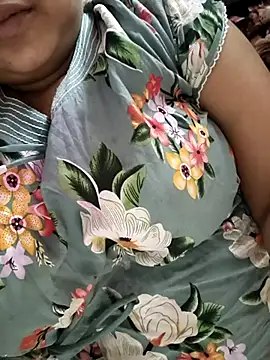 cuteyqueen online show from 23, 3, 2025