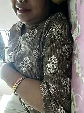 cuteyqueen online show from 5, 10, 2025