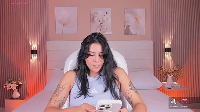 Snapshot of JessyEvans chatting on 16, 7, 2026 JessyEvans online show from 16, 7, 2026