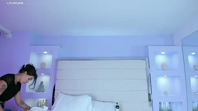 JessyEvans online show from 20, 2, 2025