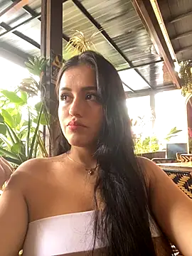 Snapshot of AbbyMillerrr chatting on 5, 11, 2025 AbbyMillerrr online show from 5, 11, 2025