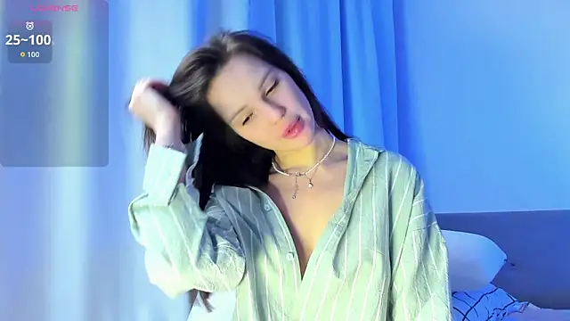 lookkeyhole online show from 26, 10, 2025