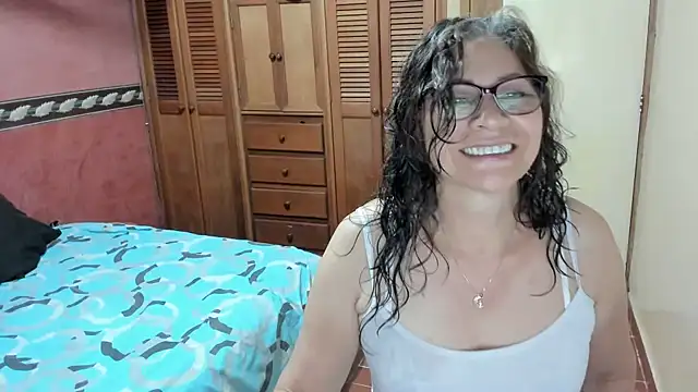 Carlaa-69 online show from 4, 2, 2025