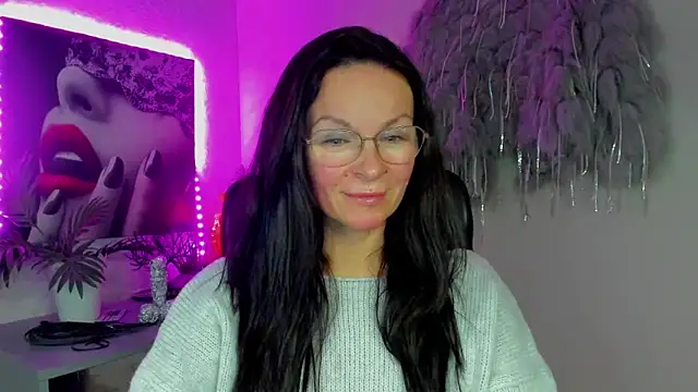 HelenLuxx online show from 19, 1, 2026