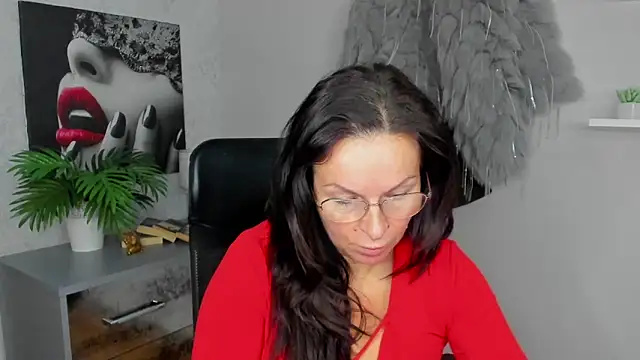 HelenLuxx online show from 11, 2, 2025