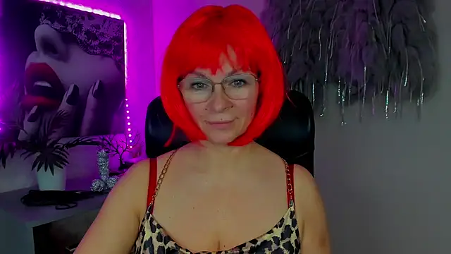 HelenLuxx online show from 14, 1, 2026