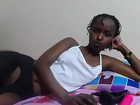 pretty shee22 online show from 12, 10, 2025