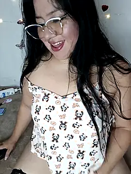 keterinjones--11 online show from 18, 2, 2026