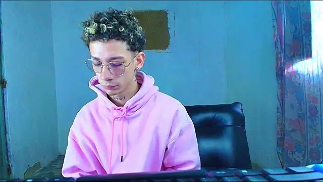 mateodeamjo online show from 11, 2, 2026