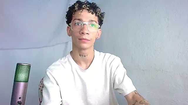 Snapshot of mateodeamjo chatting on 1, 6, 2026 mateodeamjo online show from 1, 6, 2026