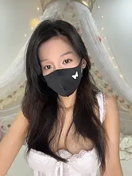 Gyuu-Nyuu online show from 17, 4, 2026