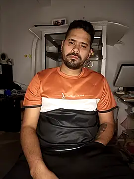 Joselatino23 online show from 9, 11, 2025
