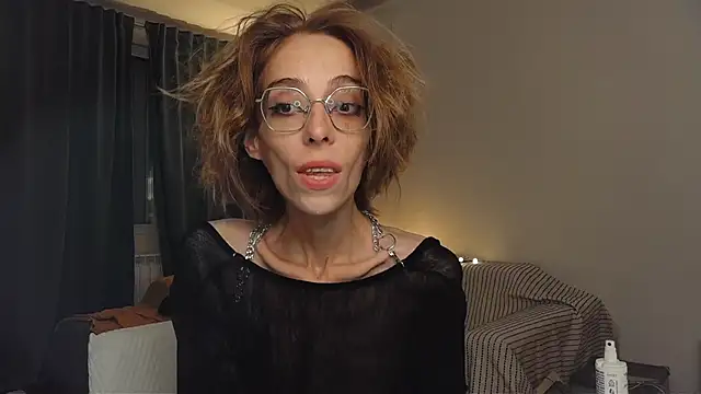 amber quell here online show from 10, 4, 2026