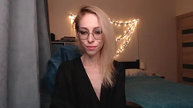 amber quell here online show from 4, 1, 2025