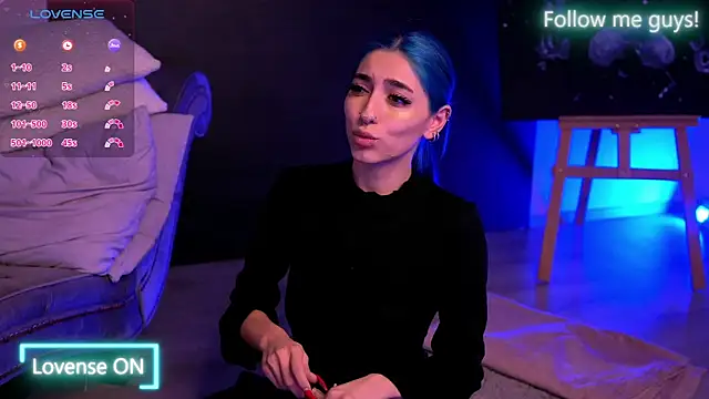 AriaVoss online show from 8, 10, 2025