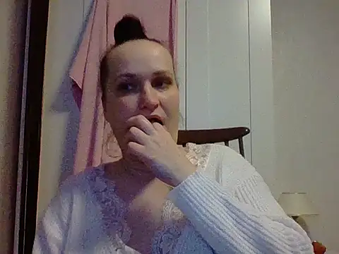  squirty cum lady  online show from 11, 3, 2025