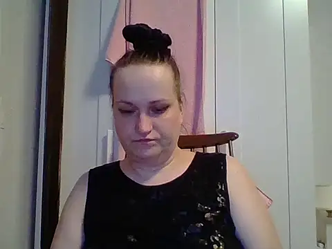  squirty cum lady  online show from 15, 3, 2025