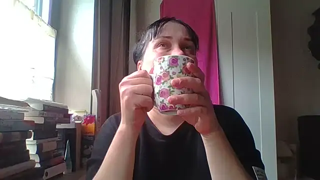  squirty cum lady  online show from 3, 6, 2026