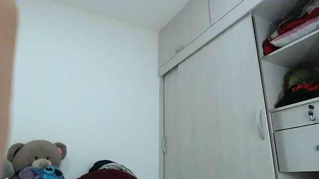 Snapshot of Amelia_Debora_Antonella chatting on 4, 11, 2025 Amelia Debora Antonella online show from 4, 11, 2025