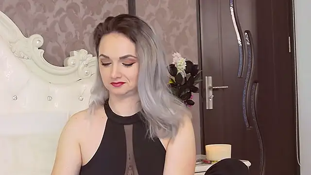 EllianaReese online show from 2, 3, 2025