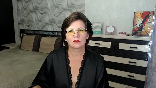Snapshot of VitaCharm chatting on 9, 9, 2025 VitaCharm online show from 9, 9, 2025