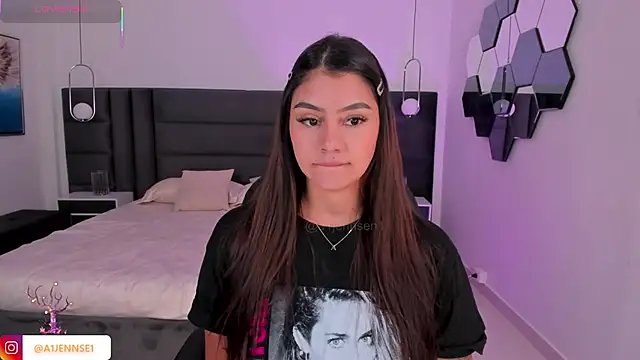 AllyJensen online show from 13, 10, 2025