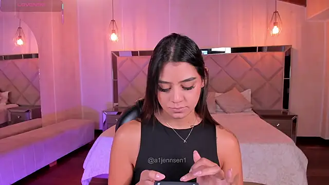 AllyJensen online show from 7, 11, 2025