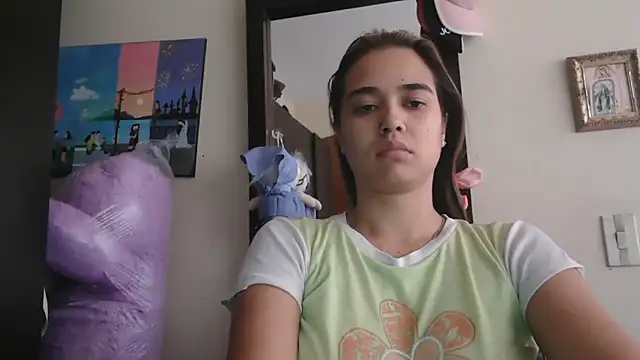 trianabell online show from 19, 4, 2026