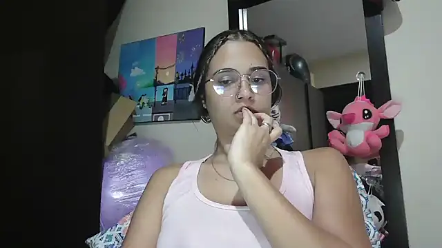 trianabell online show from 4, 4, 2026