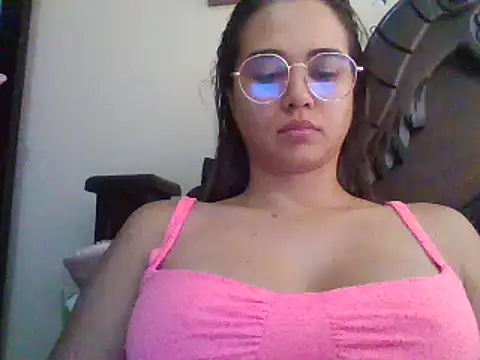 trianabell online show from 26, 2, 2025