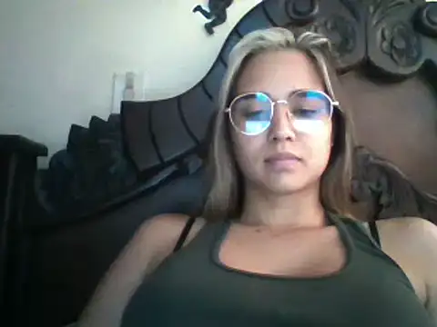 trianabell online show from 12, 2, 2025