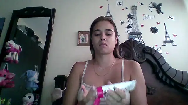 trianabell online show from 8, 10, 2025