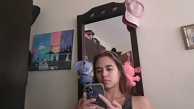 trianabell online show from 7, 5, 2026