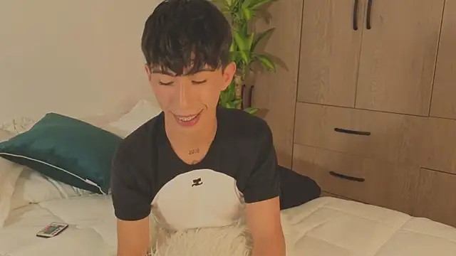 Snapshot of FabianPriince chatting on 19, 9, 2025 FabianPriince online show from 19, 9, 2025