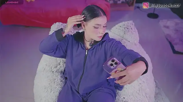 sensualkattt online show from 6, 11, 2025