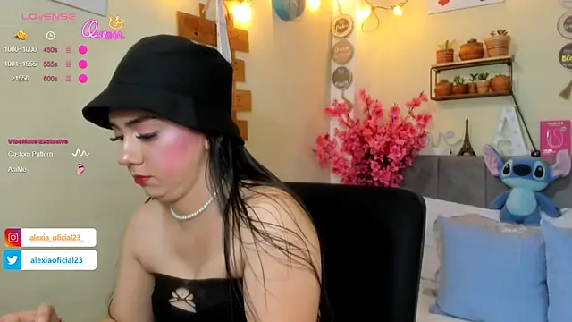 Snapshot of Alexia_Sweet_x chatting on 19, 7, 2026 Alexia Sweet x online show from 19, 7, 2026