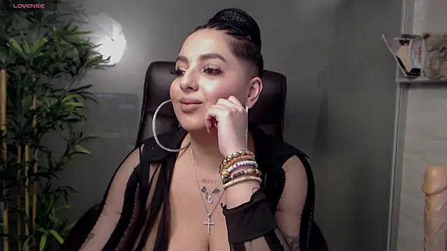 BustyAllyy online show from 5, 3, 2025