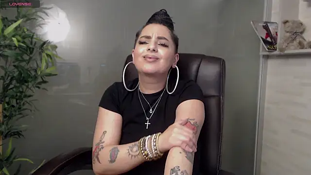 BustyAllyy online show from 11, 3, 2025