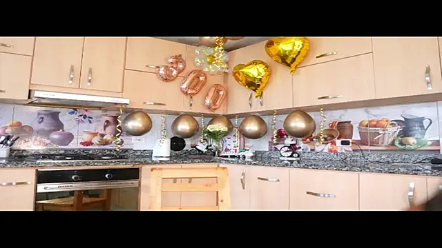 Ana Maria11 online show from 30, 11, 2025