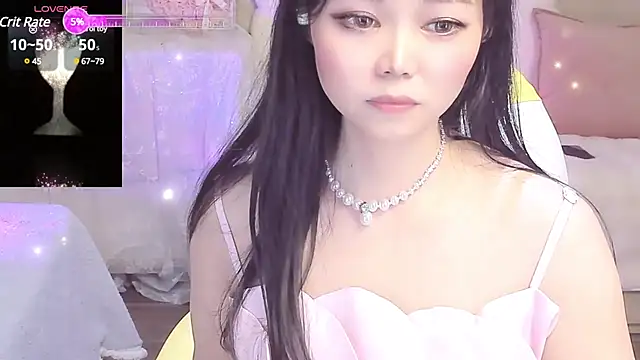 Snapshot of lilies-sweet chatting on 8, 3, 2025 lilies-sweet online show from 8, 3, 2025
