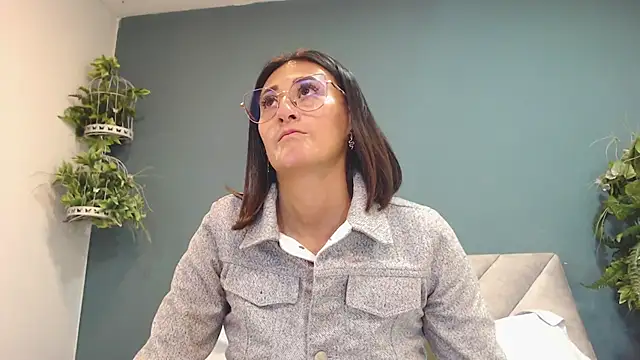 SharisWillian online show from 18, 12, 2025