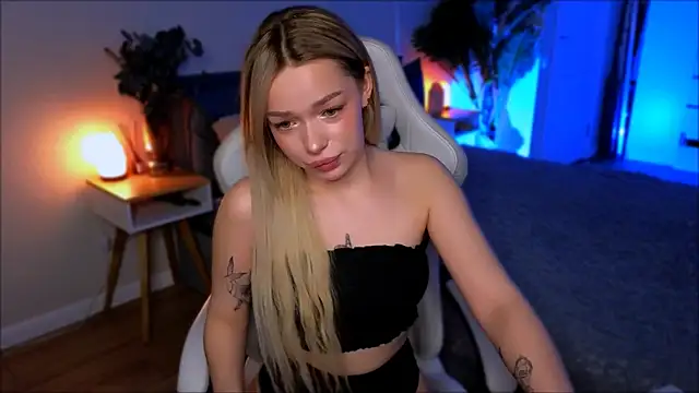 Lily Yin online show from 22, 2, 2026