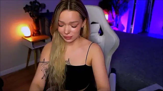 Lily Yin online show from 18, 3, 2026