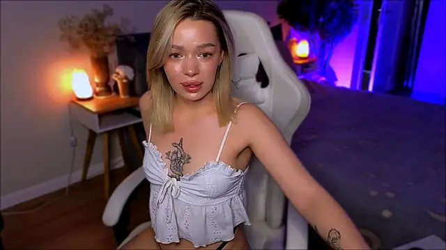 Lily Yin online show from 18, 1, 2026