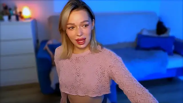 Lily Yin online show from 12, 11, 2025