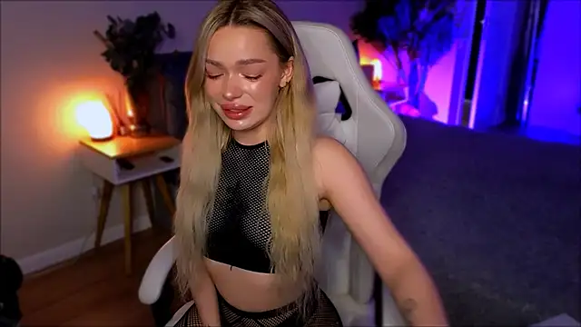 Lily Yin online show from 24, 2, 2026