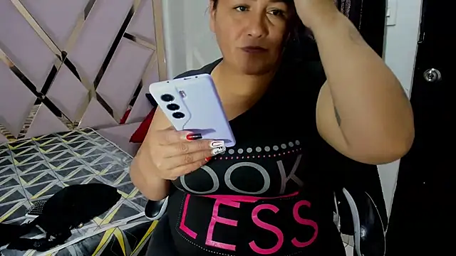 DaianaLutz online show from 18, 11, 2025