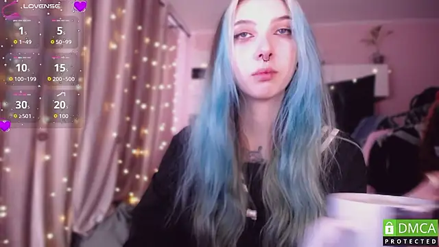 JustMeowGirl online show from 13, 3, 2026