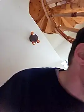 Schnubby1 online show from 25, 2, 2025