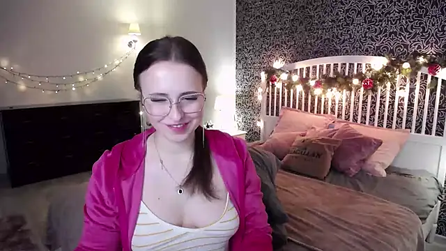 Snapshot of Barbie_Bye chatting on 22, 12, 2024 Barbie Bye online show from 22, 12, 2024